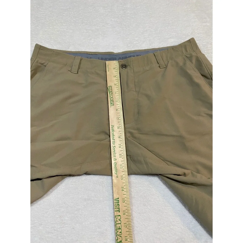 Under Armour Mens Match Play Golf Shorts Khaki Tan 1253487 Size 40
